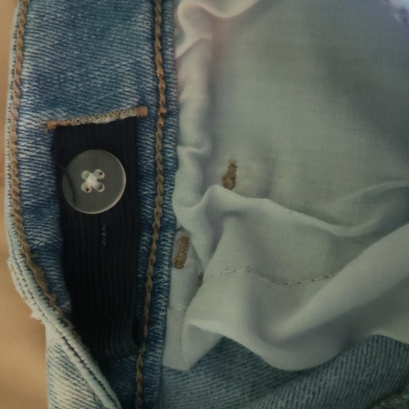 Art Class Denim Light Wash Denim Jean Shorts Girls Sz XXL 14/16 - Picture 5 of 5